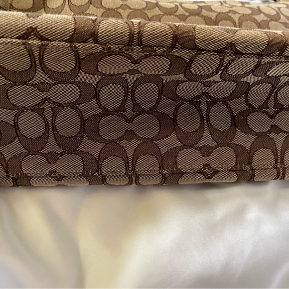 Coach Handbag - Picture 4 of 4